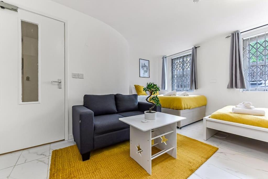 Deluxe Studio Near Camden Town ลอนดอน ภายนอก รูปภาพ