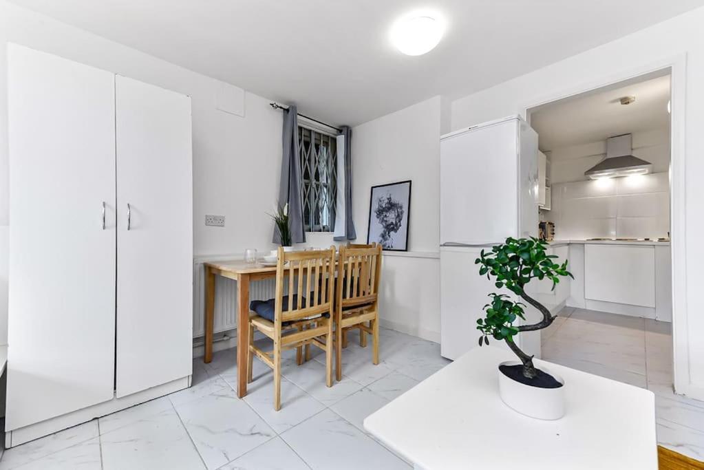Deluxe Studio Near Camden Town ลอนดอน ภายนอก รูปภาพ