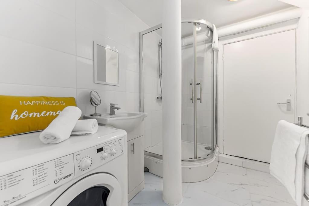 Deluxe Studio Near Camden Town ลอนดอน ภายนอก รูปภาพ